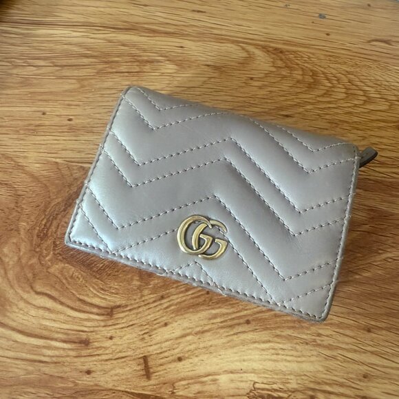 Gucci Marmont Flap Card Case Matelasse Leather - Picture 4 of 5